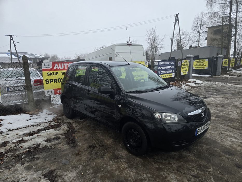 Mazda 2 1.4 benzyna 2005 rok możliwa zamiana akcyza oplacona