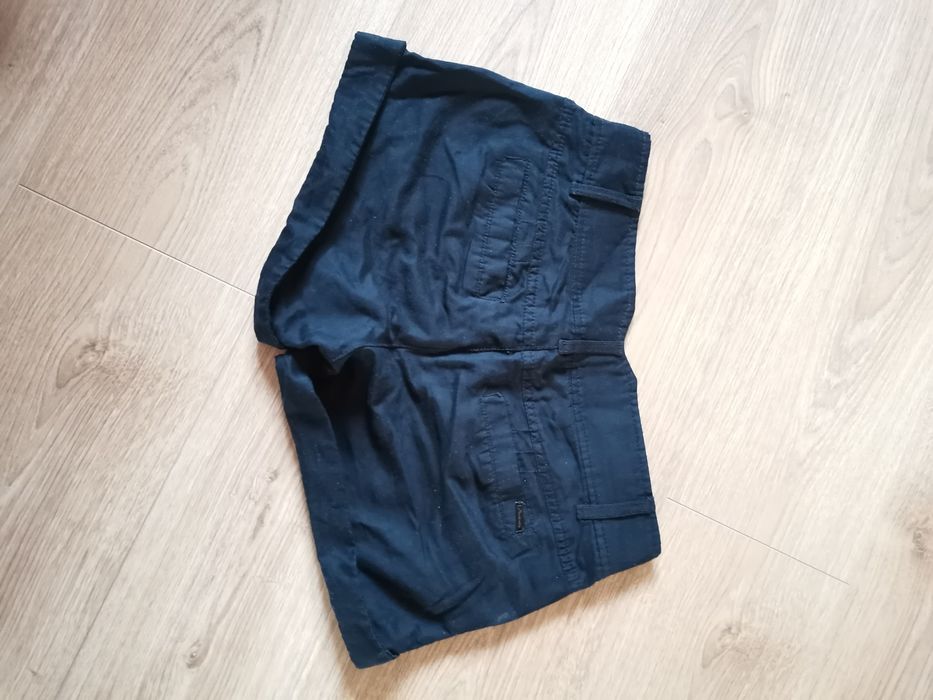 Spodenki Stradivarius basics 36
