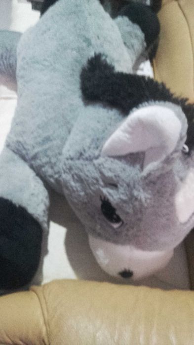 Boneco em peluche muito grande