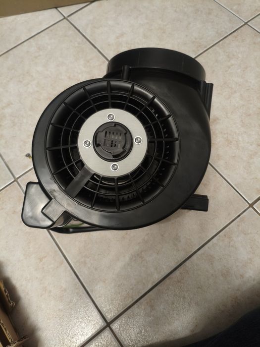 Silnik, wentylator okapu Elektrolux