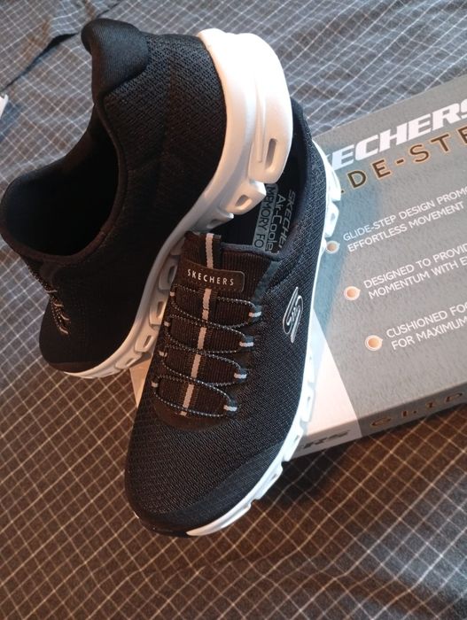 Tennis skechers  novos