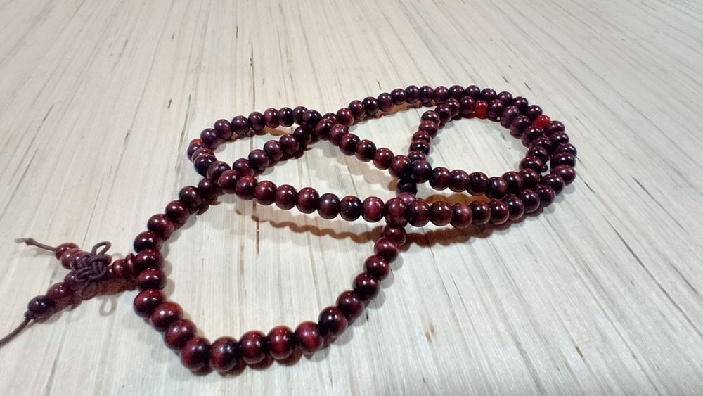 Четки из дерева сандала