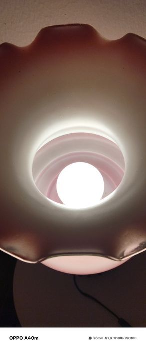 MAGNÍFICO candeeiro de mesa