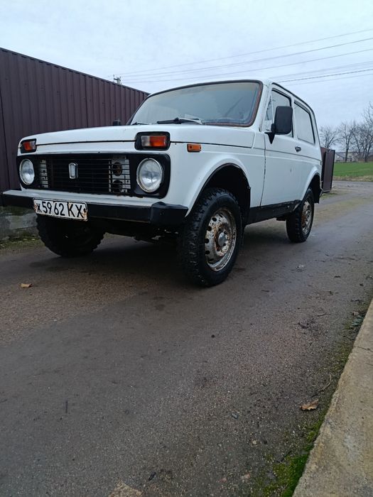 Продам Ниву Ваз 2121