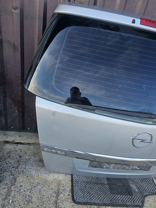 Кришка багажника Opel Zafira b кляпа Ляда замок скло Зафіра Зафира