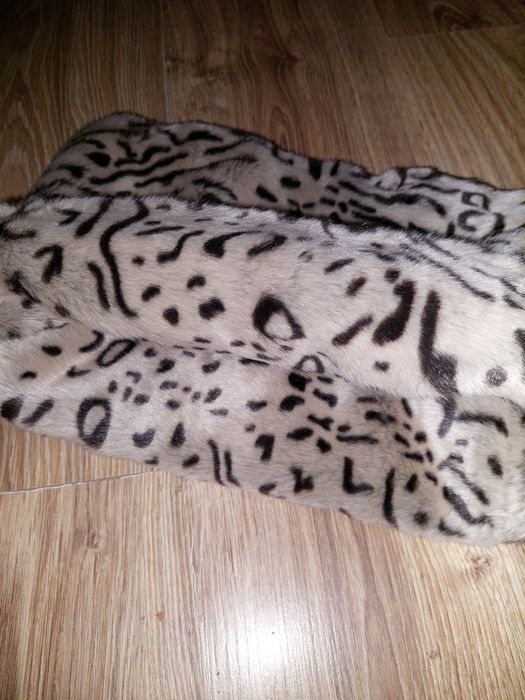 Futrzany komin w cętki