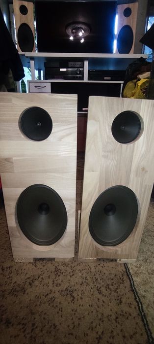 Продаются колонки полочные открытого типа