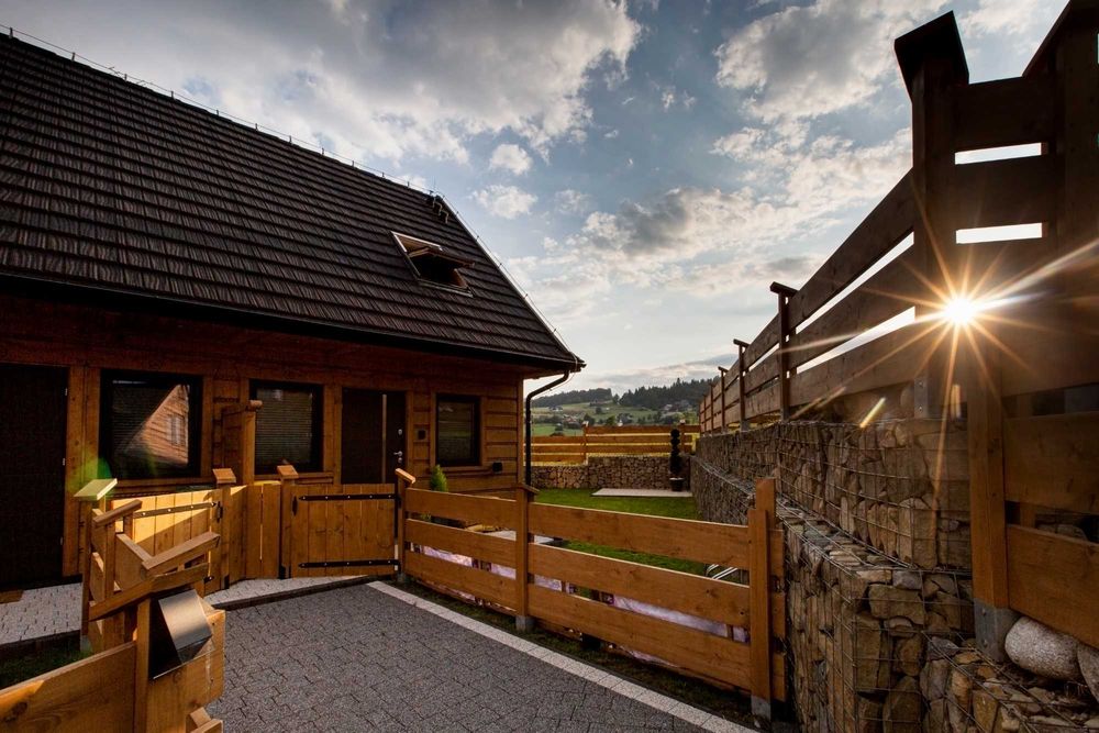 Domek w górach nad jeziorem Czorsztyńskim jacuzzi sauna kominek na wyłączność wolny weekend
