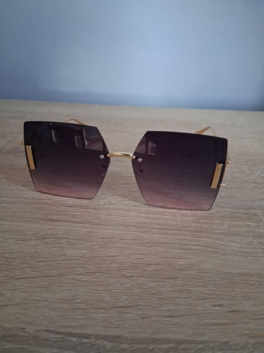 damskie, bezramkowe okulary przeciwsłoneczne