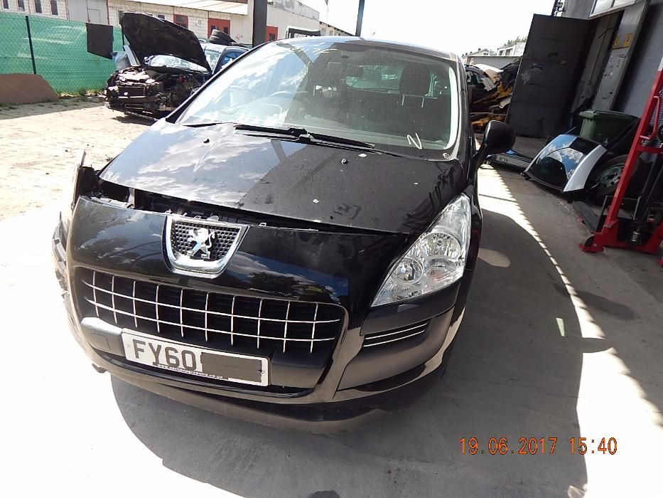 Peugeot 3008 2011р по запчастинам.