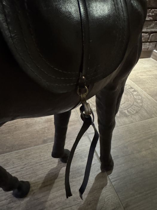 Duży kolekcjonerski drewniany koń obciągany skórą Klasyk antyk vintage