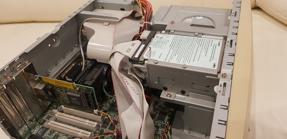 Retro computador HP Vectra VEi8