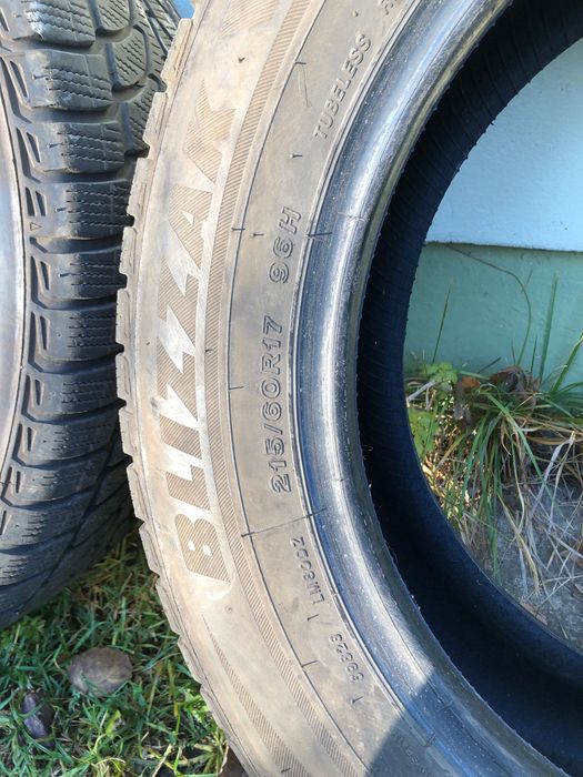 Opony 215/60/17  zima 2 szt.