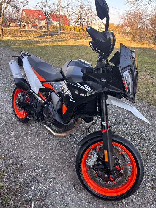 KTM