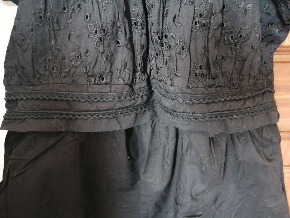 Blusa bordado inglês preta