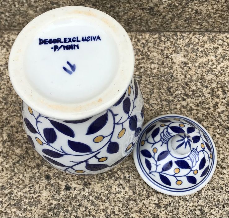 Jarra azul antiga e exclusiva