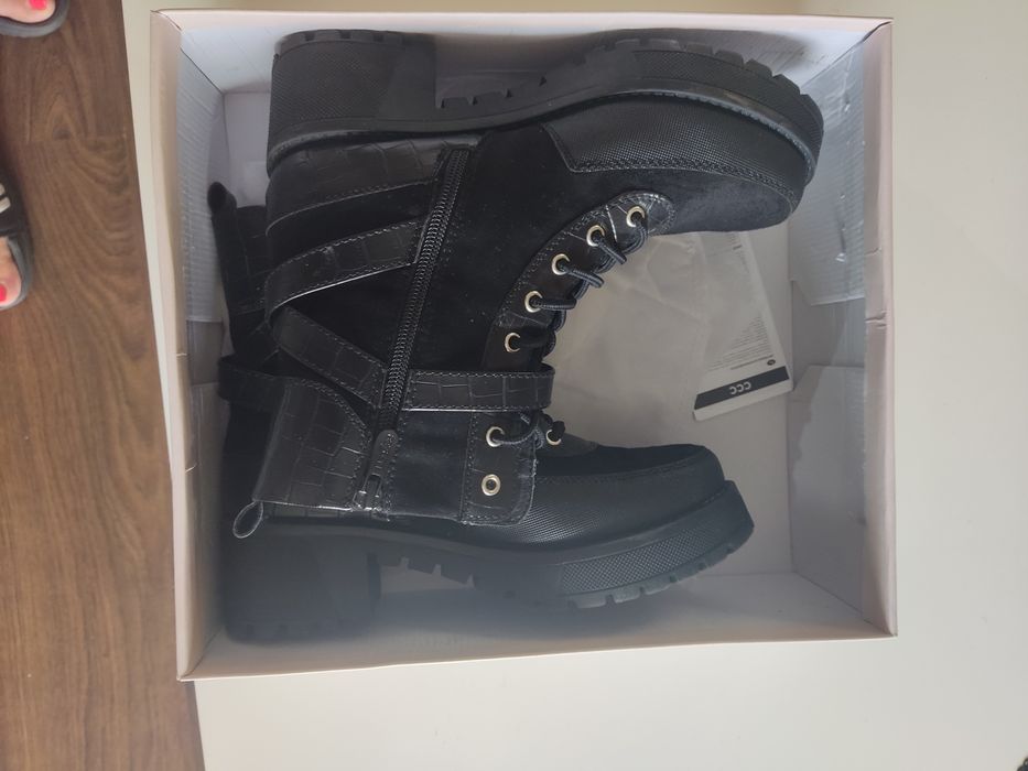 Sprzedam buty DeeZee