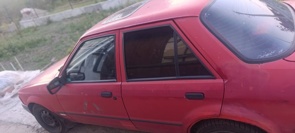 Автомобіль Ford Orion