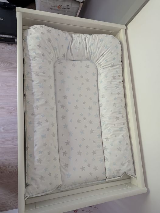 Przewijak Ikea Gulliver + mata (stół do przewijania)