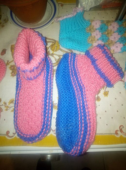 Продам вязаные носки тапочки