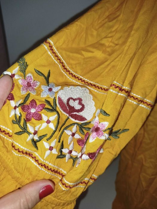 Вишита сорочка стилізація 52-54-56 розмір гірчичного кольору