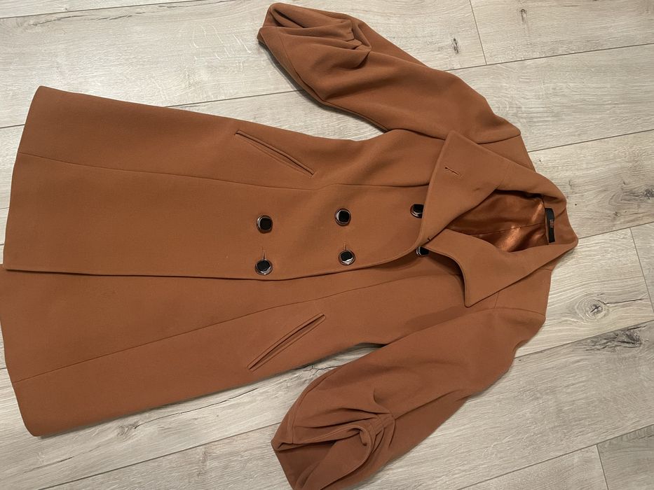 Продам одяг ,у гарному стані