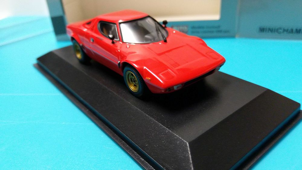 Lancia Stratos Stradale (1972/red) - Edição limitada Minichamps/AutoHebdo  escala 1/43