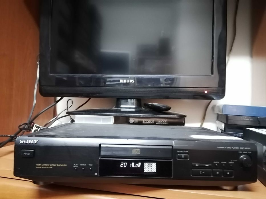 Odtwarzacz CD Sony CDP-XE300