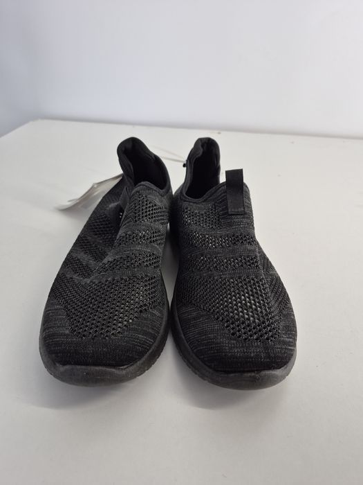 Buty męskie wsuwane nowe 42