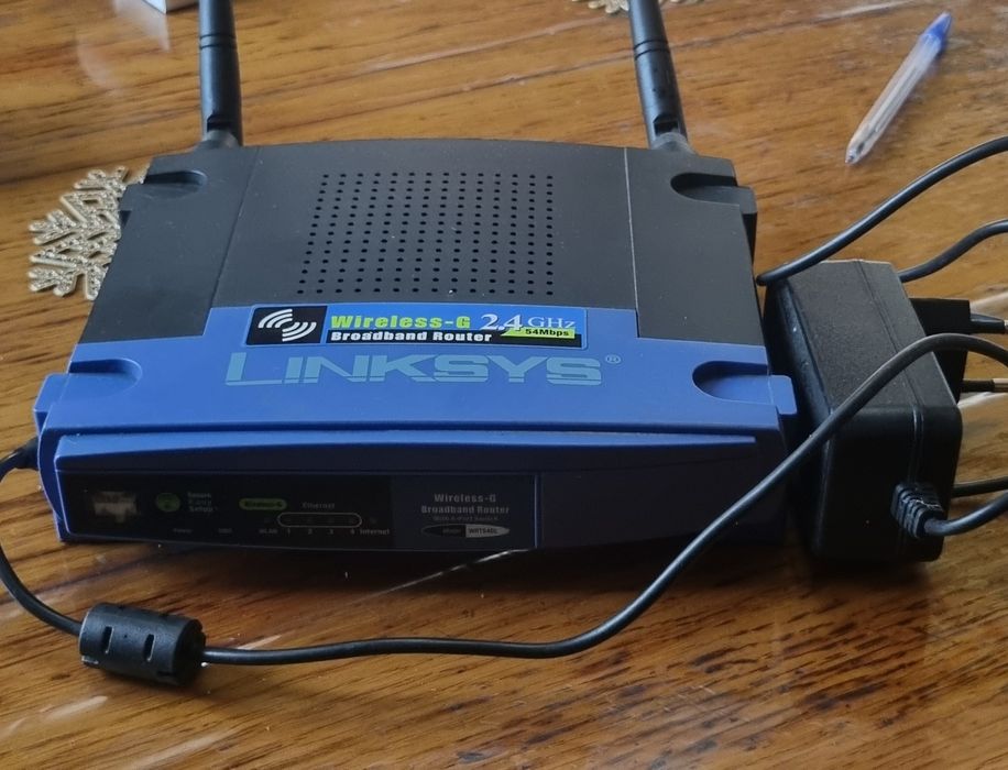 Продам  Wi-Fi  роутер  Linksys  WRT 54 GL