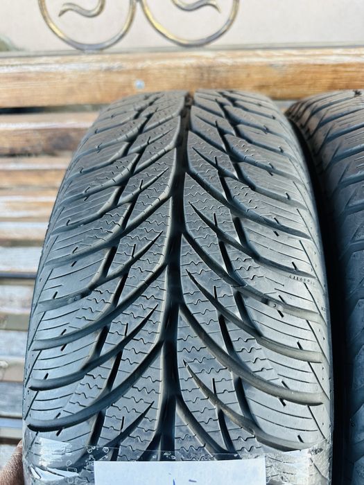 Шини зимові 195/60 R15 (88Н) Continental Uniroyal