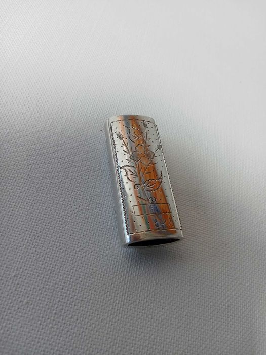 Capa de Esqueiro em prata gravada