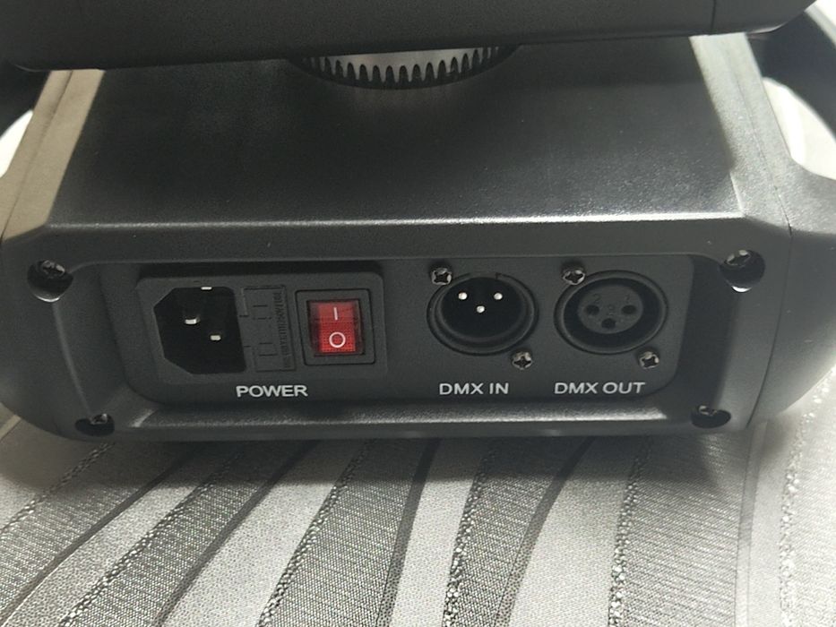 2 x Moving Head bee eye com color ring