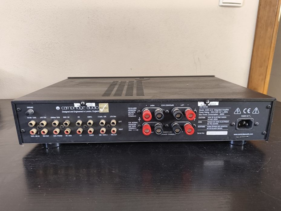 Wzmacniacz Cambridge Audio A300