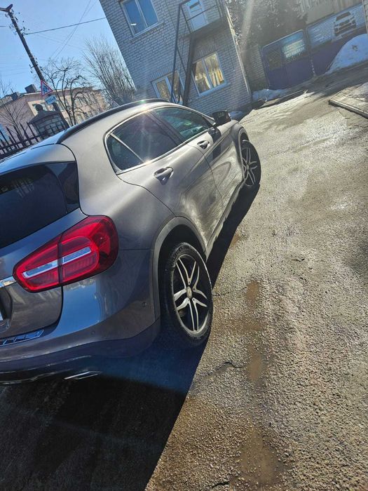 Mercedes-Benz GLA-Class 2016