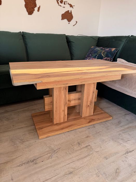 Solidny Stół drewniany