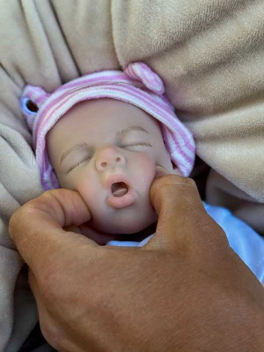 SŁODKA laleczka typ reborn - silikonowe ciałko