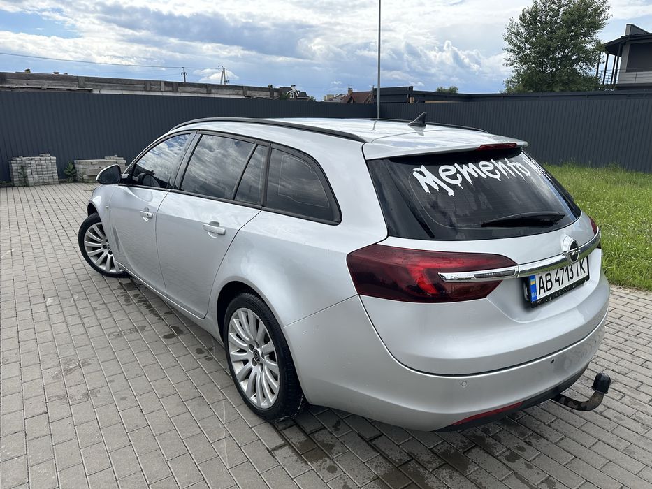 Продам Opel  Insignia 2014 рік