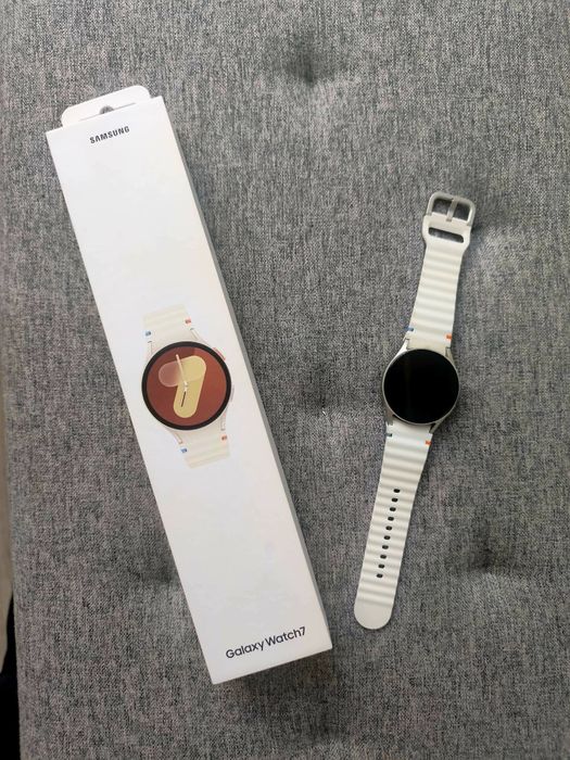 Smartwatch Samsung Galaxy 7 40mm – Kremowy   Gwarancja   Bardzo dobry