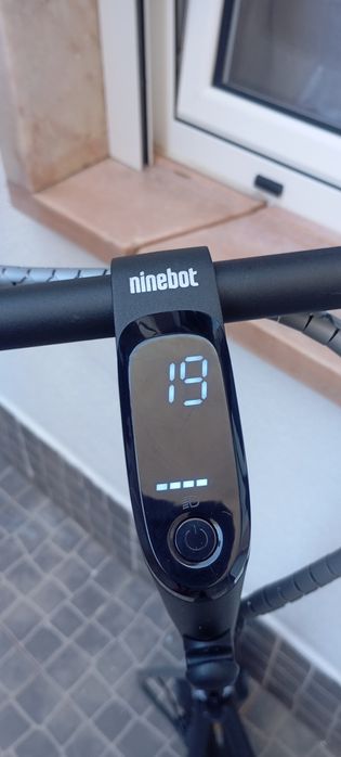 Trotinete Segway F2E Ninebot