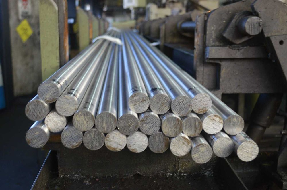 Кругляк стальний від 5 мм-360 мм сталь 20, 35, 45, 40Х, Х12, 09Г2С