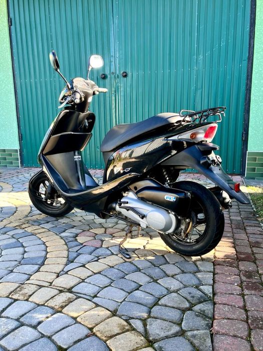 Honda Dio AF-68 Чорний колір Черный цвет скутер из контейнера