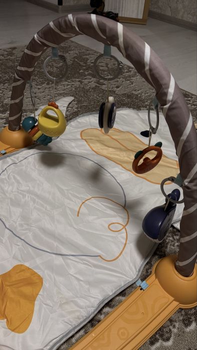 Розвиваючий килимок