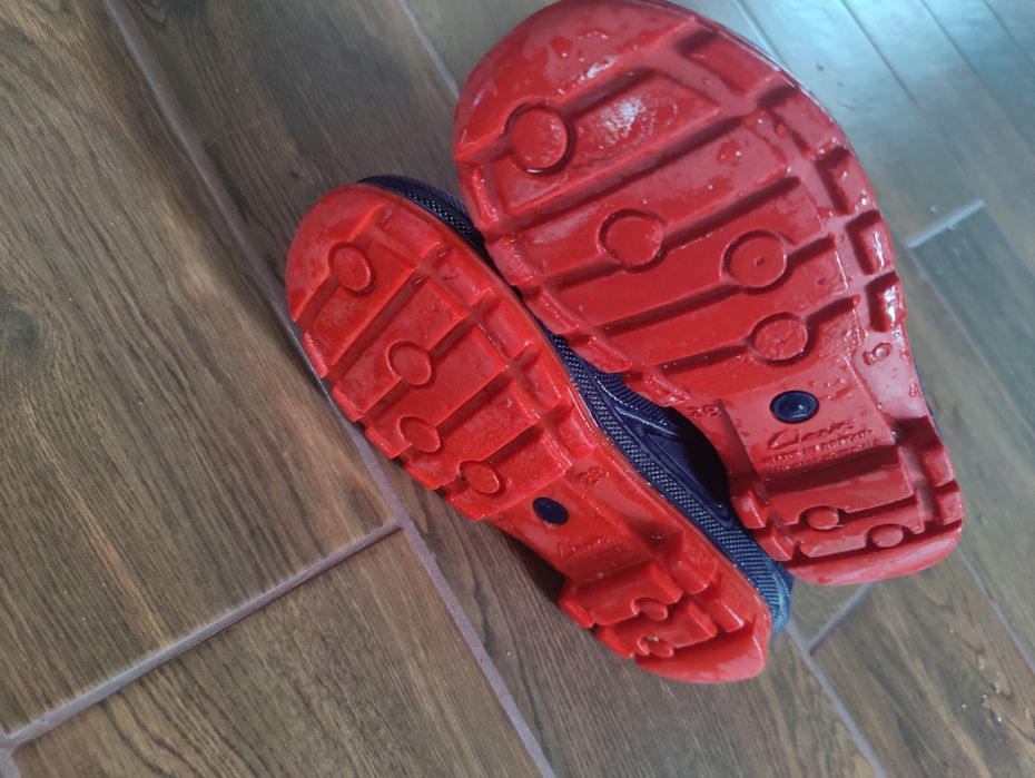Резинові чоботи гумачки дитячі clarks 28