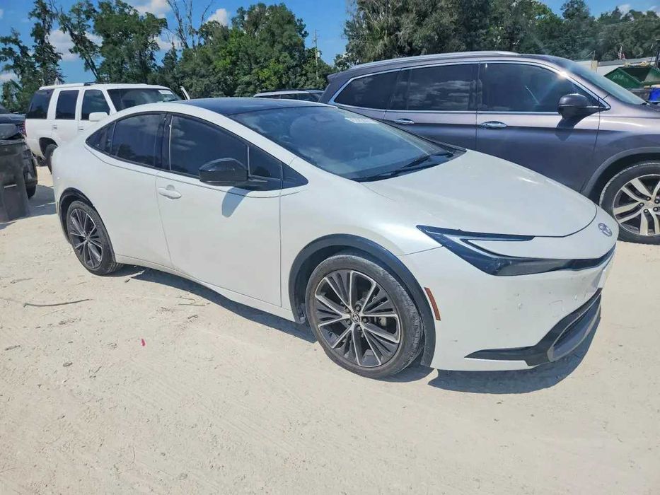 Toyota Prius 2023 Limited