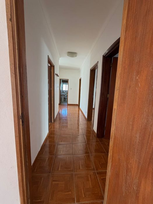 Moradia geminada na EM514, Aldeia de Nacomba