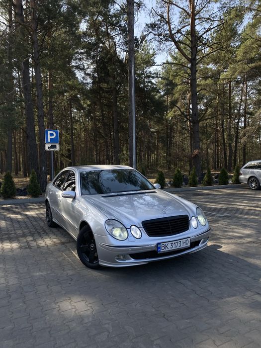 Мерседес 211 Mercedes-Benz E-Class W211