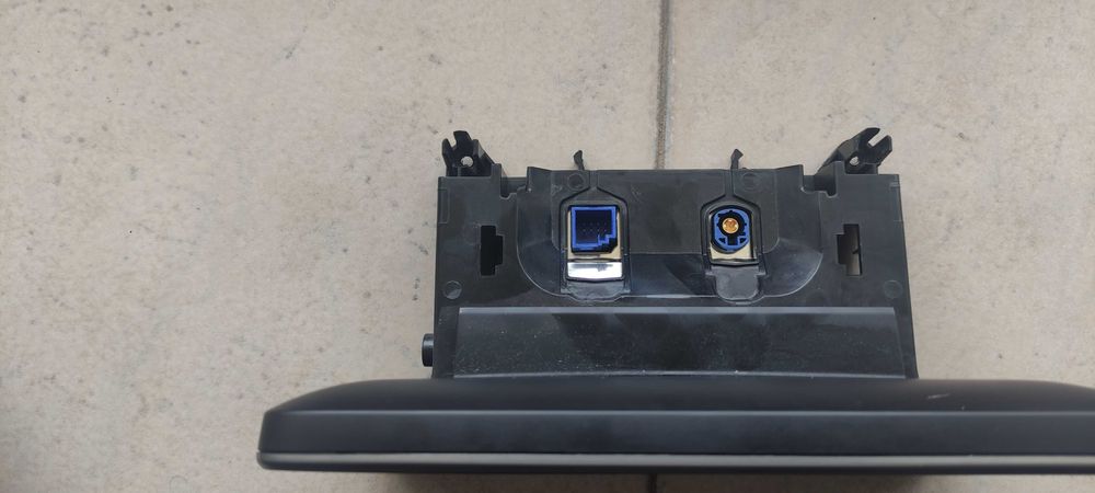 Monitor /Display Mercedes C 220 W205, como novo (original)