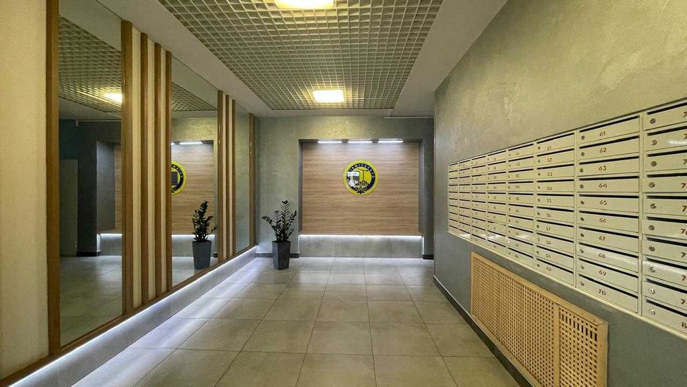 2,5% комісія Продам 3 кім кв. вул. Каховська 60 метро Лівобережна