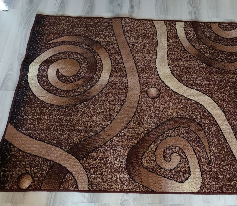 Килим та килимова доріжка